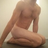 transg3nderlover's Offline Chat Room