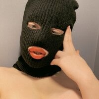 AdrianaIris' Offline Chat Room