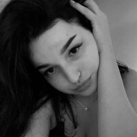KristinaMedow webcam model
