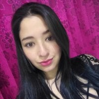 Rossee_teen1's Offline Chat Room