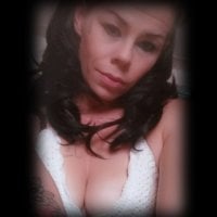 TheUnicornIsReal's Offline Chat Room