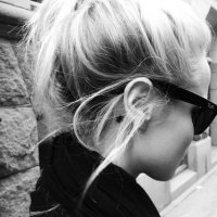 Bilik Sembang Luar Talian Bella_Li