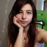 Selina_Levi's Offline Chat Room