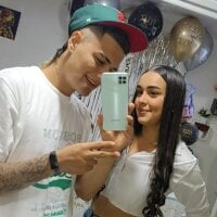 Lizandandrews' Offline Chat Room