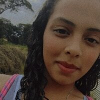 dark_artemiss' Offline Chat Room