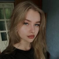 AngelaWadl's Offline Chat Room