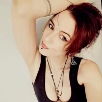 DarinaJones' Offline Chat Room