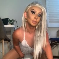 CDKatieKate's Offline Chat Room