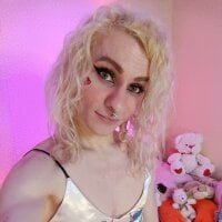 Lori_Myaf webcam model