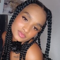nahomi_bianchi webcam model