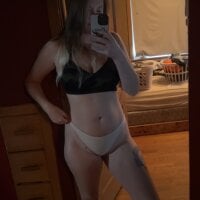 foxxxydayz's Offline Chat Room