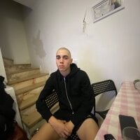 pooluido12 webcam model