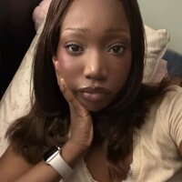 SadieBank's Offline Chat Room