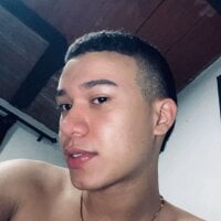 Dostin_Jones