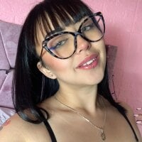 Emily_hot777 webcam model