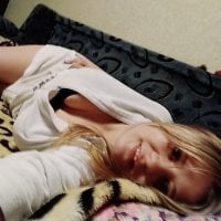 SweetbunCute's Offline Chat Room