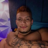 nicorivers model avatar