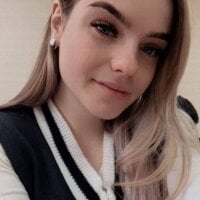 AmandaRoseline's Avatar Pic