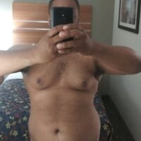 YoungHitMaker97 webcam