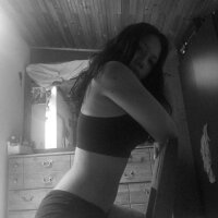 Luna_Dream_Rh Cam Model Profile | Stripchat