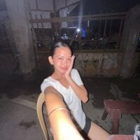cristine190 webcam model