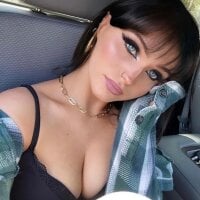 sexyLexii2002 webcam