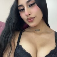 Violet_Ruoose