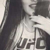 Chatroom hors ligne de HollyXxxLilyLa
