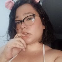 CinnamonCookiezLive Webcam