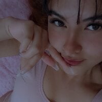 AnnyDuboiss webcam