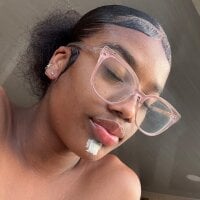 EbonyWildYou webcam