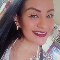 dominica_liudmila's Offline Chat Room