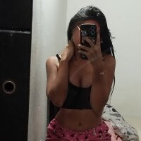 -VICKKY naked strip on webcam for live sex chat