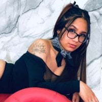 Samantha_maya webcam model
