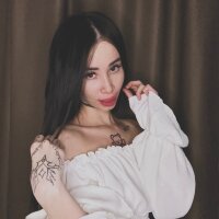 Avemi fully naked stripping on cam for online sex movie webcam chat