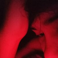 mae-3434's Avatar Pic