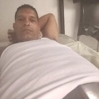 Javier12320 webcam