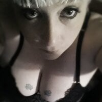 BigBootyMegs' Offline Chat Room