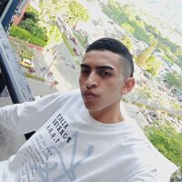 ห้องแชทออฟไลน์ของ dominic_hans