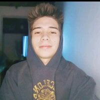 Mrdetonador webcam model