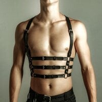 SweetBoyXXX16's Offline Chat Room