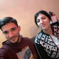 hotbrunettecplxxx's Offline Chat Room