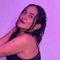 Dayanna_1507's Avatar Pic