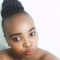 sluttyEbonyBitch webcam
