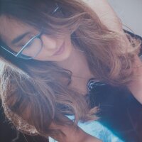 EmperadoraB's Offline Chat Room