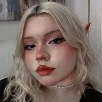 Maxxxine1 webcam
