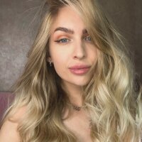 -cami- fully nude on webcam for live porn video chat