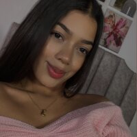AbigailClark's Offline Chat Room