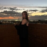 Amyssweet77 webcam model