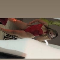 Vickyallien model avatar